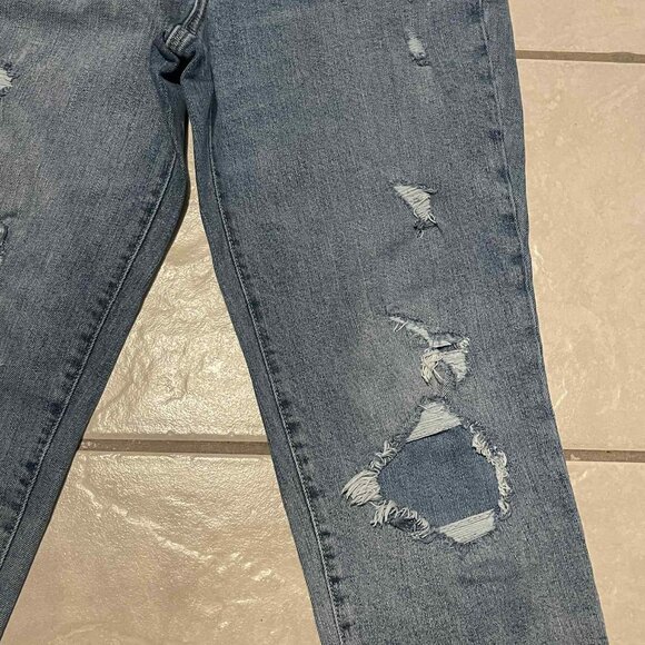 OLD NAVY WOMEN DISTRESSED HIGH RISE‎ O.G. STRAIGHT LIGHT WASH SIZE 6 - Picture 7 of 11